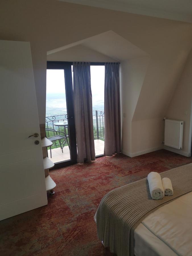 Boutique Hotel Bellevue ซิคนาคี ภายนอก รูปภาพ