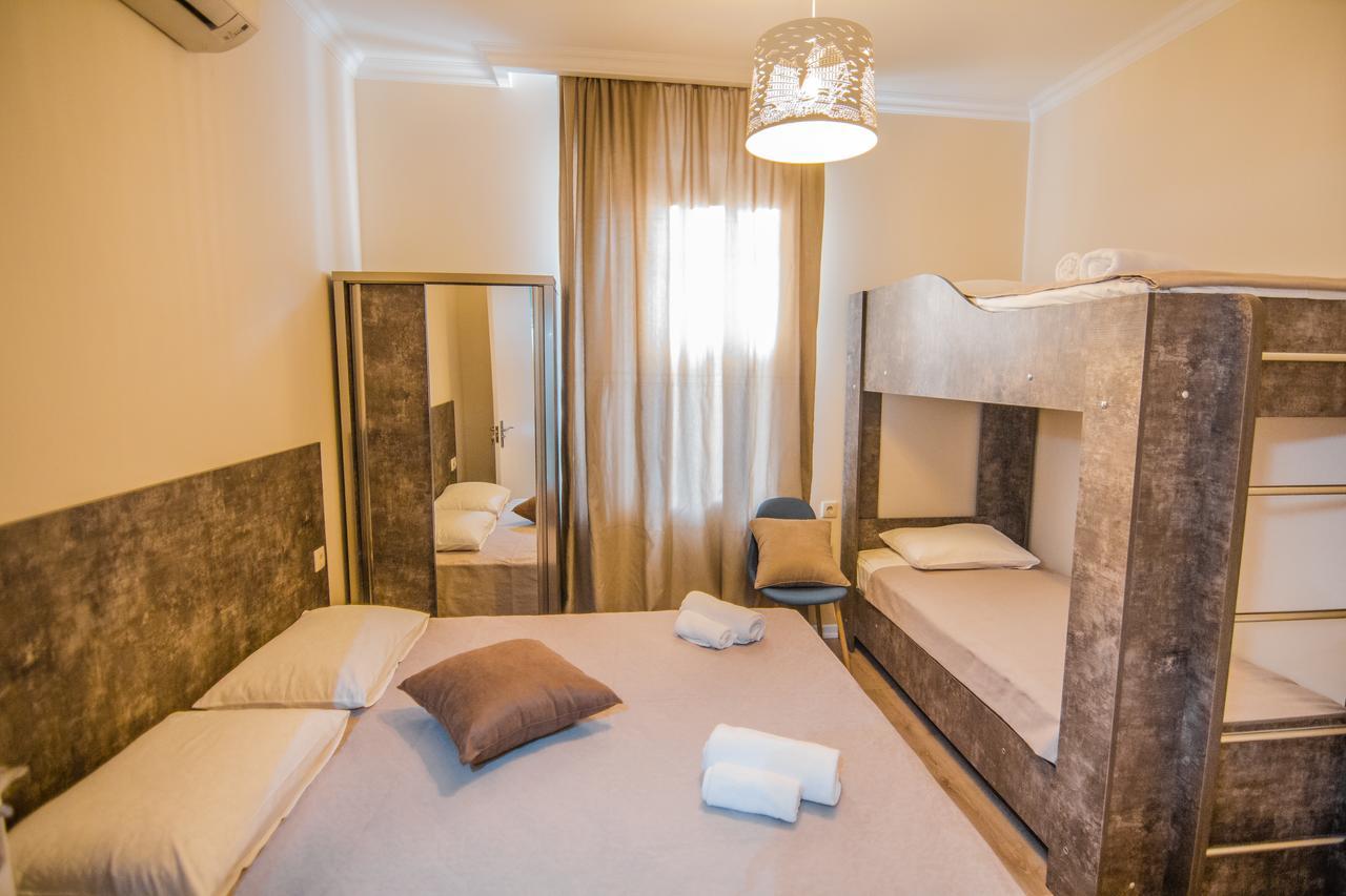 Boutique Hotel Bellevue ซิคนาคี ภายนอก รูปภาพ